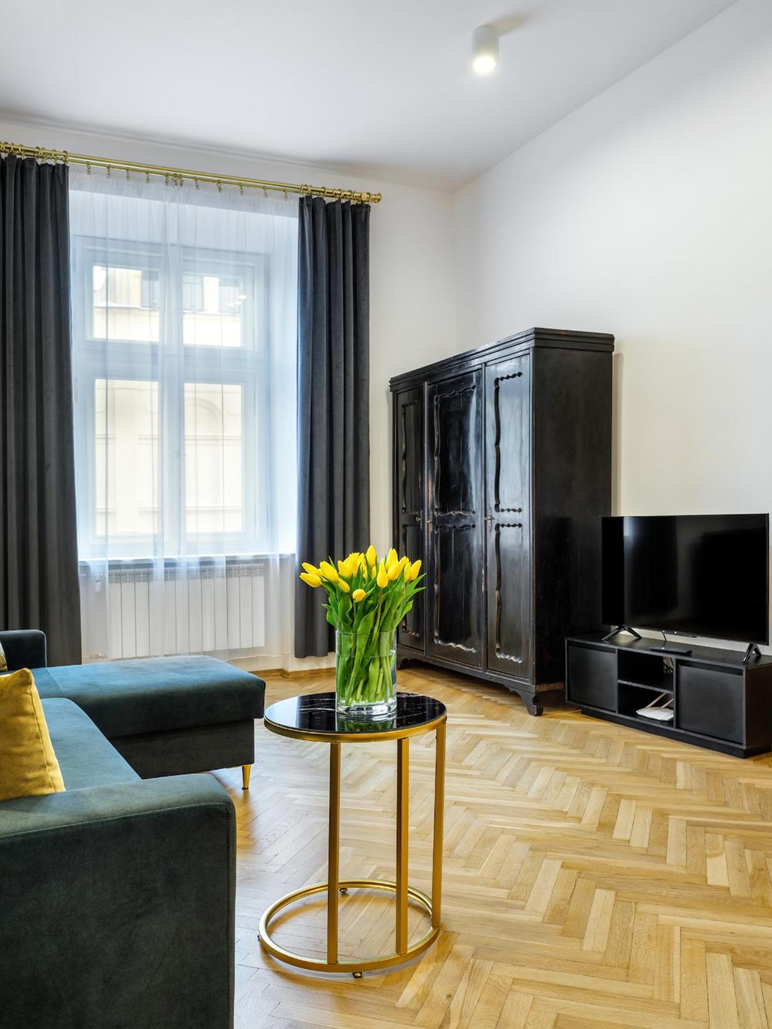 Tyzenhauz Apartments Old Town Krakow Ngoại thất bức ảnh