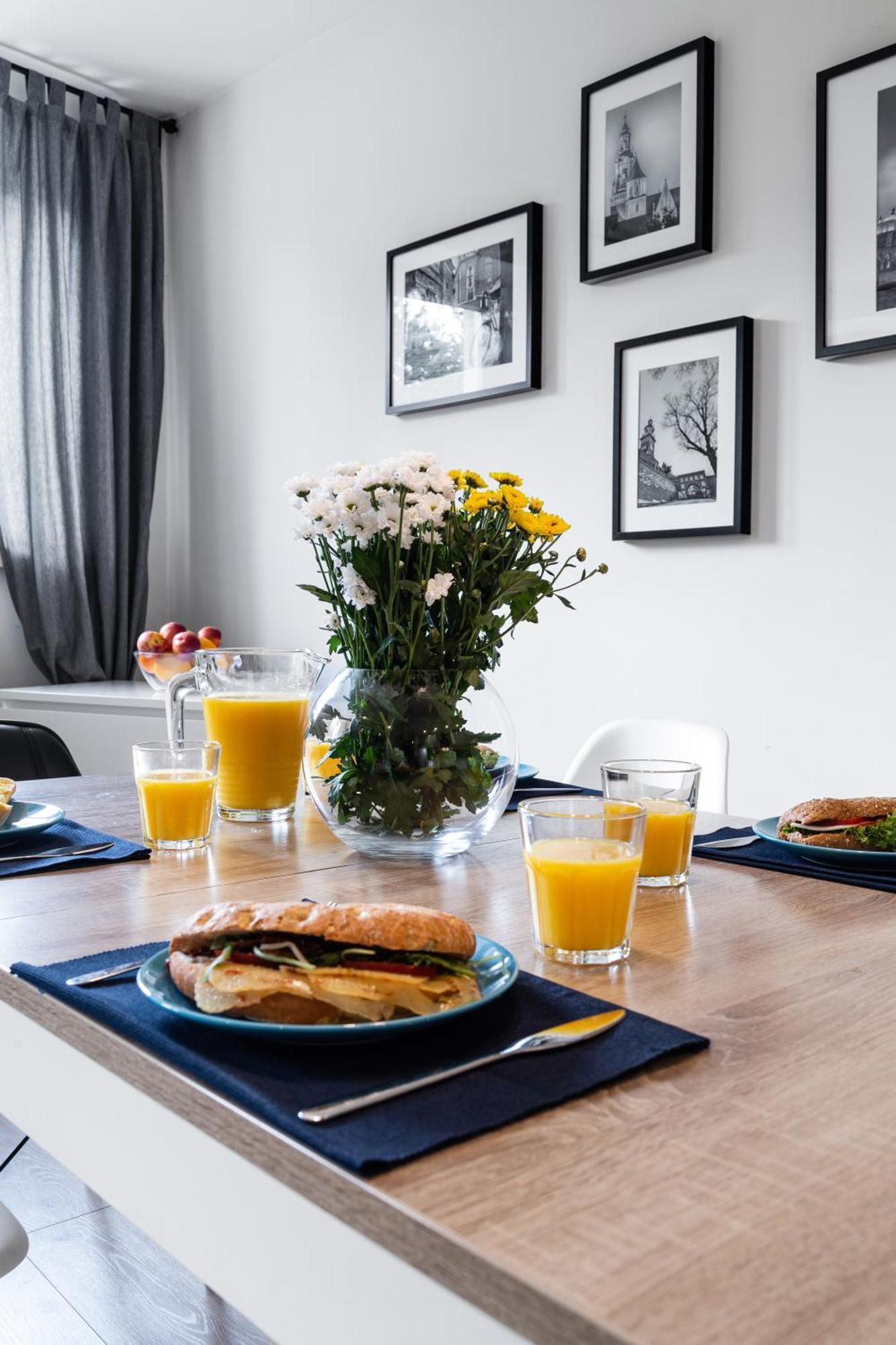 Tyzenhauz Apartments Old Town Krakow Ngoại thất bức ảnh